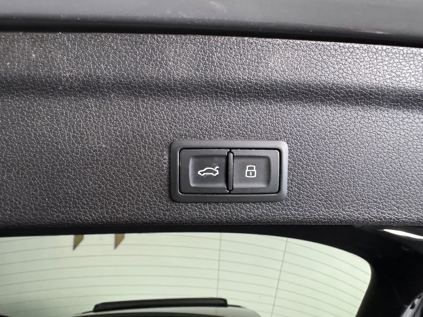 Audi RSQ3 Sportback 2.5 TFSI Pano|RS Seat|Trekhaak|Sfeer|VOL