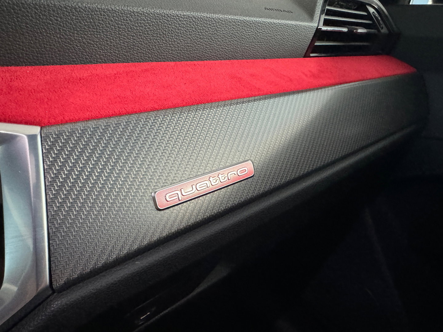 Audi RSQ3 Sportback 2.5 TFSI Pano|RS Seat|Trekhaak|Sfeer|VOL