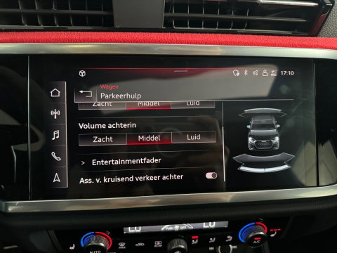 Audi RSQ3 Sportback 2.5 TFSI Pano|RS Seat|Trekhaak|Sfeer|VOL