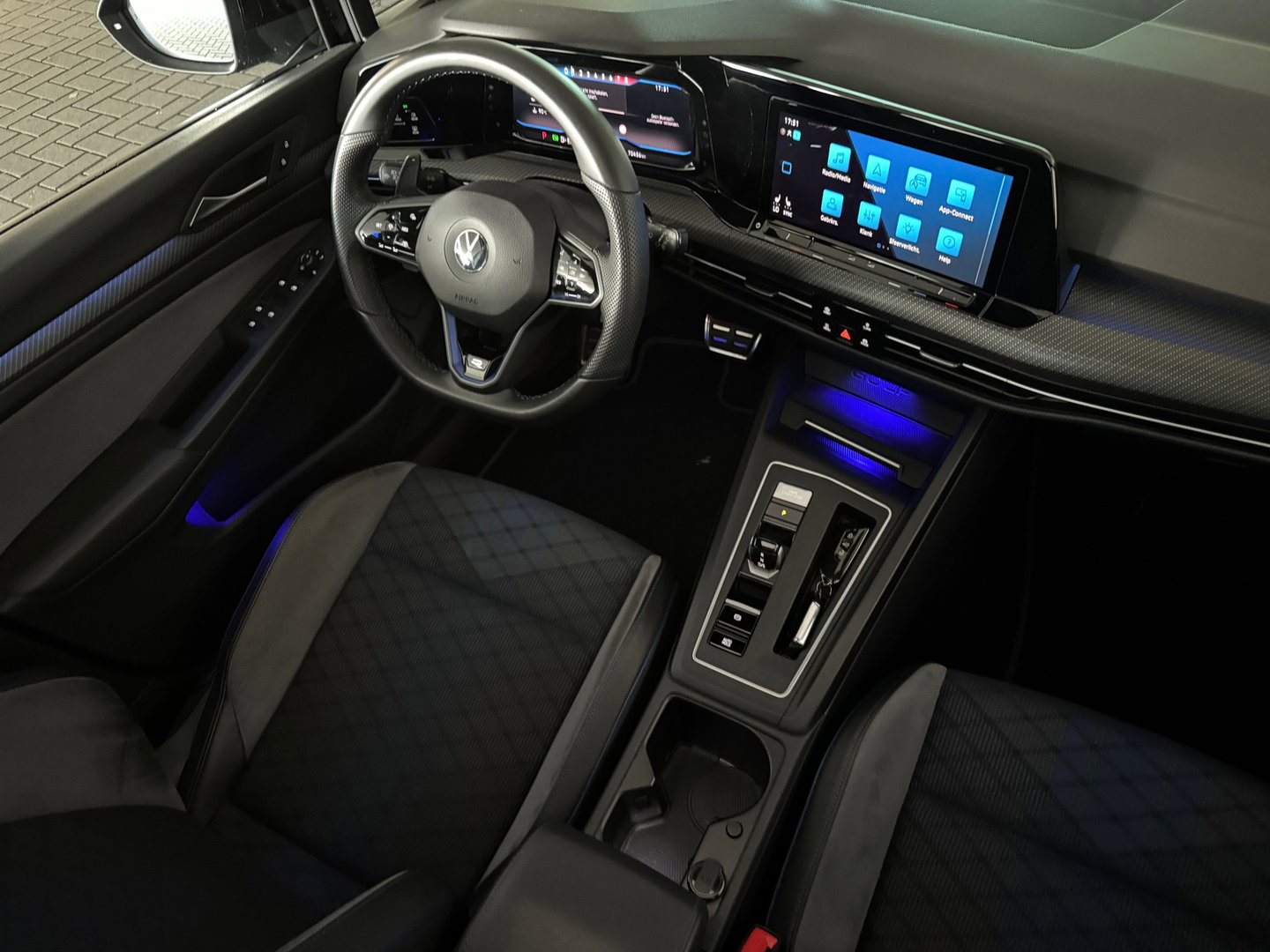 Volkswagen Golf 2.0 TSI R 4M Performance Pano|H/K|Akrapovic