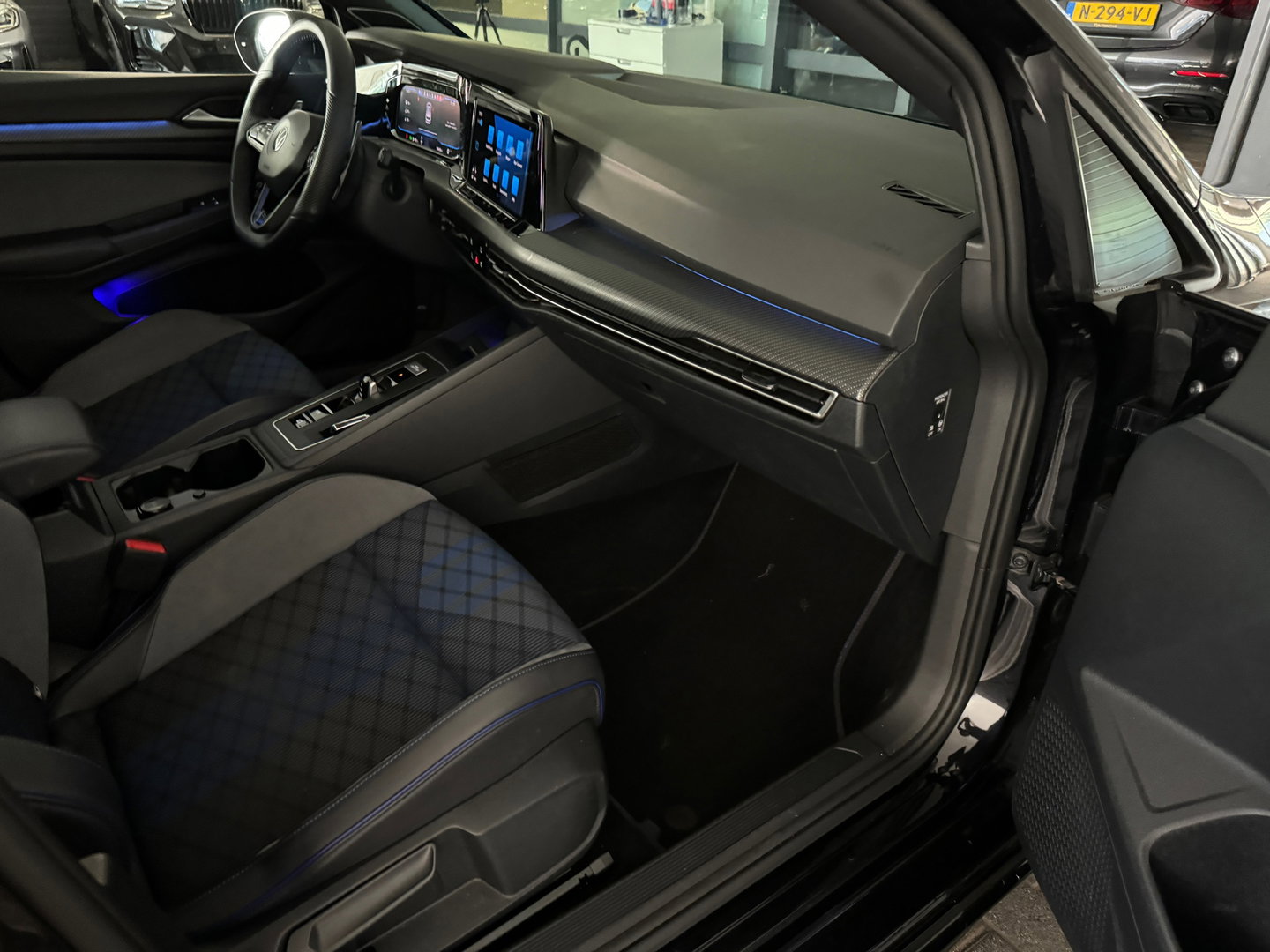 Volkswagen Golf 2.0 TSI R 4M Performance Pano|H/K|Akrapovic