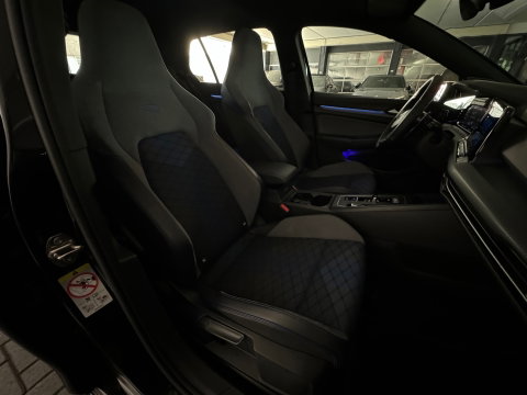 Volkswagen Golf 2.0 TSI R 4M Performance Pano|H/K|Akrapovic