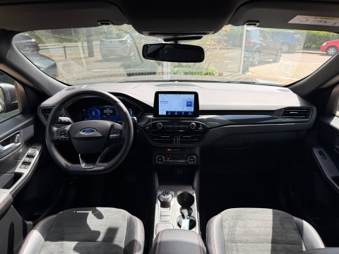 Ford Kuga 2.5 PHEV 225 ST-line X l B&O l LED l Winterpack