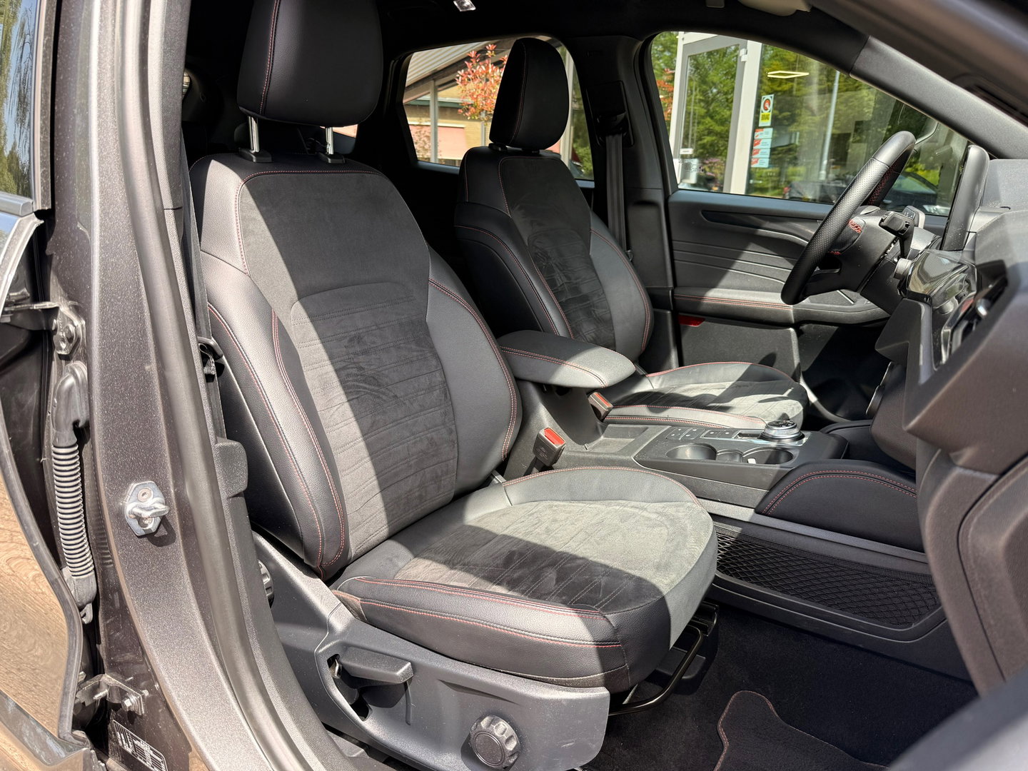 Ford Kuga 2.5 PHEV 225 ST-line X l B&O l LED l Winterpack
