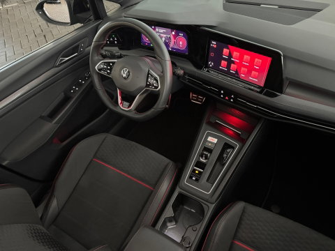 Volkswagen Golf 2.0 TSI GTI Clubsport Pano|Sfeer|IQ|Camera