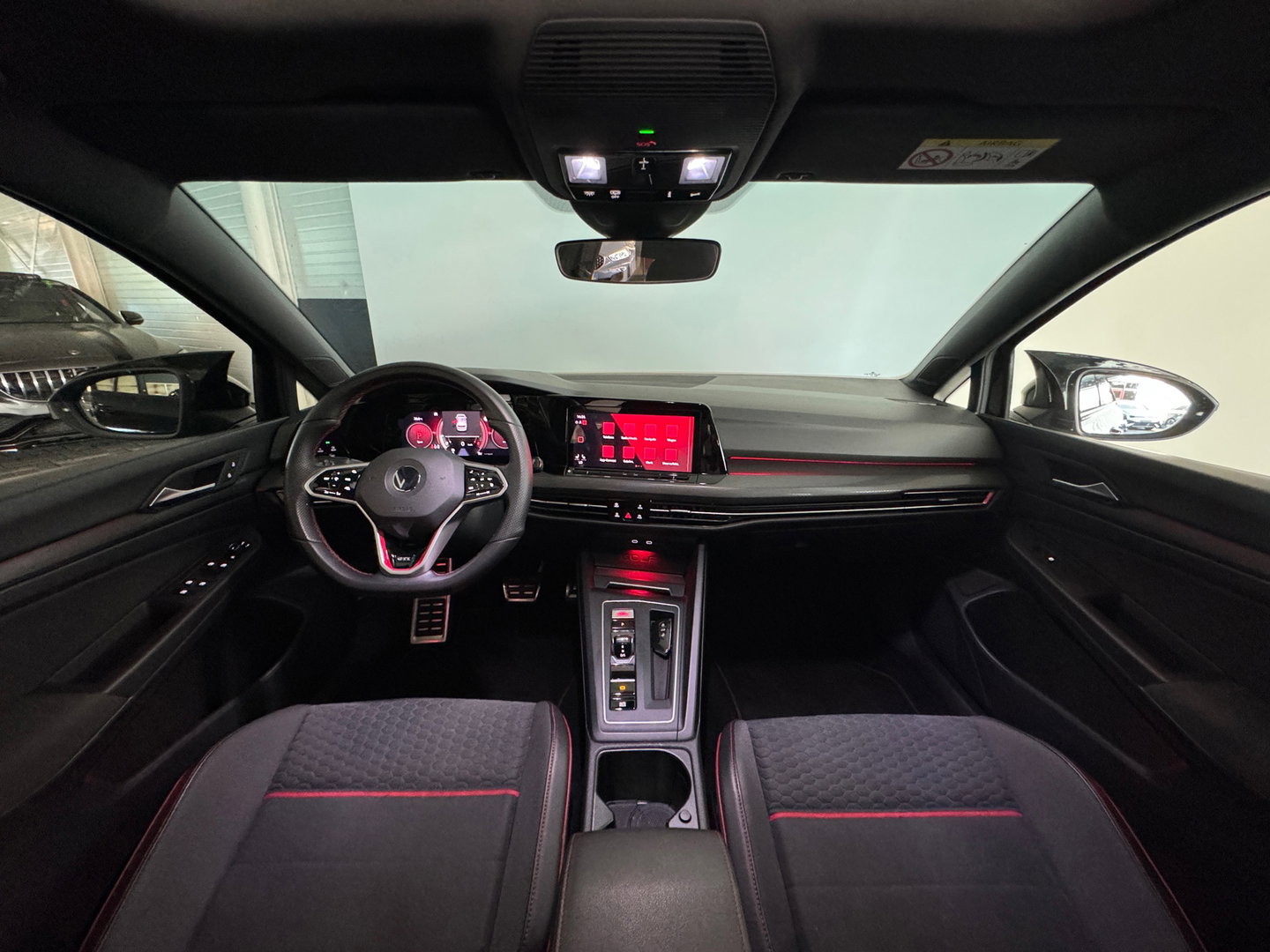 Volkswagen Golf 2.0 TSI GTI Clubsport Pano|Sfeer|IQ|Camera