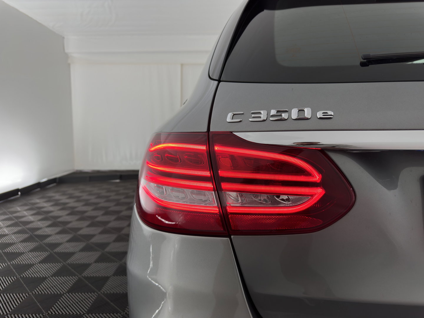 Mercedes-Benz C-Klasse Estate 350 e Lease Edition *AUT | LEATHER-SPORT | TOPVIEW | BURMESTER | FULL-LED | HEATED-SPORTSEATS | NAVI-FULLMAP | ECC |  PDC | CRUISE | 17''ALU *