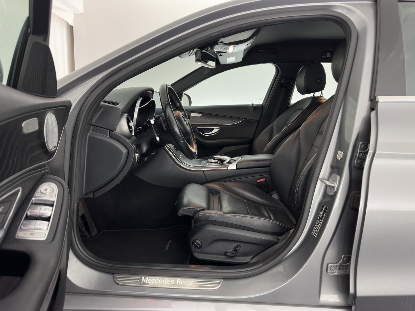Mercedes-Benz C-Klasse Estate 350 e Lease Edition *AUT | LEATHER-SPORT | TOPVIEW | BURMESTER | FULL-LED | HEATED-SPORTSEATS | NAVI-FULLMAP | ECC |  PDC | CRUISE | 17''ALU *