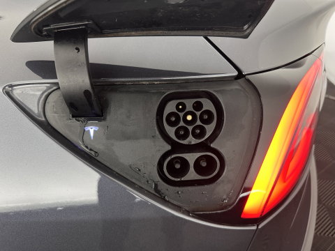 Tesla Model 3 Standard RWD Plus 60 kWh [ 3-Fase-11kW ]{SoH-98%} (INCL-BTW) Aut. *PANO | AUTOPILOT | LEATHER | KEYLESS | FULL-LED | MEMORY-PACK | TOPVIEW | DAB | CARPLAY | DIGI-COCKPIT | LANE-ASSIST | COMFORTSEATS | 19"ALU*