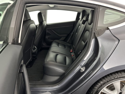 Tesla Model 3 Standard RWD Plus 60 kWh [ 3-Fase-11kW ]{SoH-98%} (INCL-BTW) Aut. *PANO | AUTOPILOT | LEATHER | KEYLESS | FULL-LED | MEMORY-PACK | TOPVIEW | DAB | CARPLAY | DIGI-COCKPIT | LANE-ASSIST | COMFORTSEATS | 19"ALU*