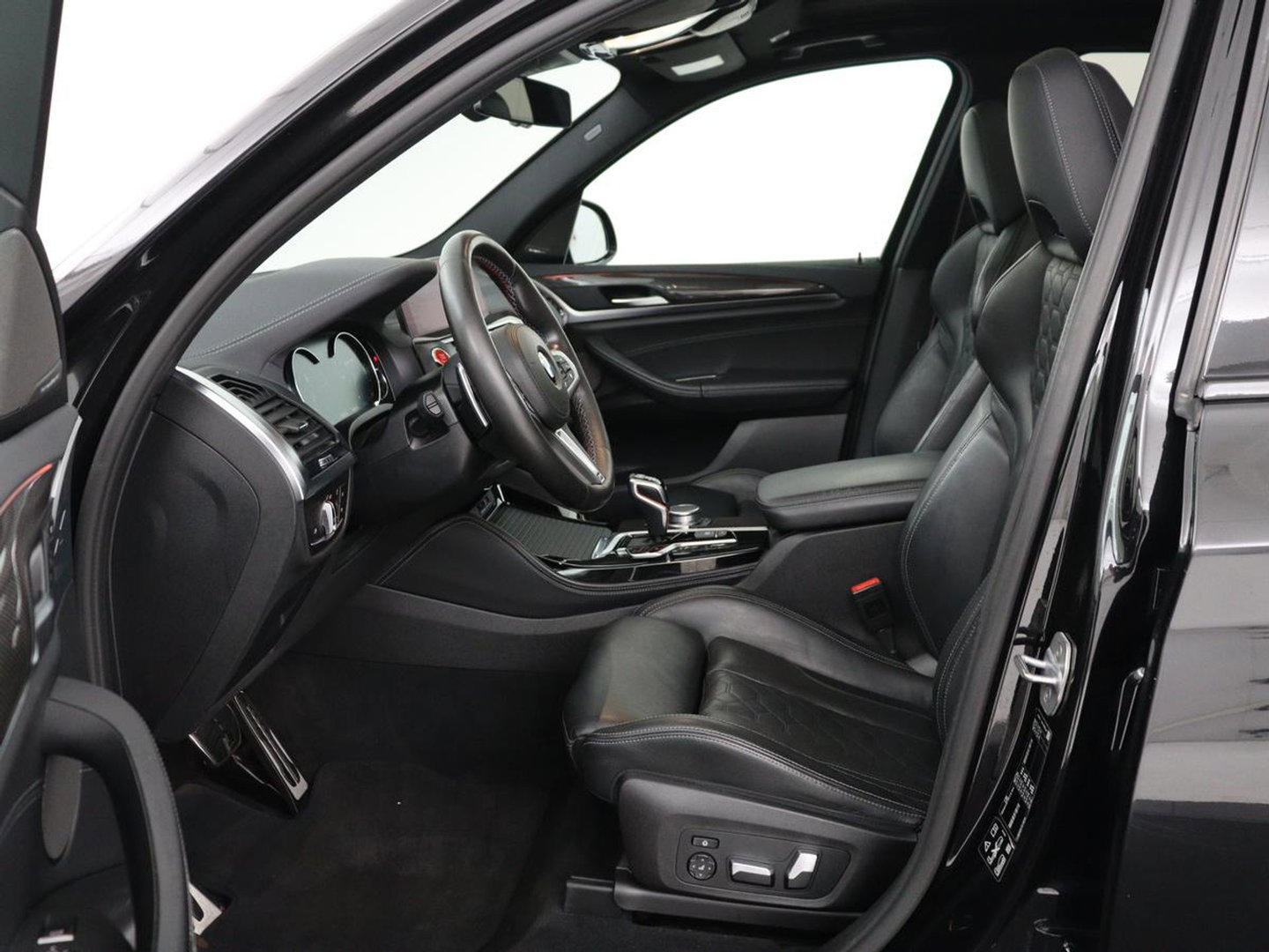 BMW X3 M Competition | Panoramadak | Head-Up | 360 Camera | Adaptive cruise | Leder | Achterbankverwarming | Carplay | Trekhaak | Sfeerverlichting | Harman/Kardon | Navigatie | Keyless | M Sportstoelen | 21'' velgen | Adaptief LED