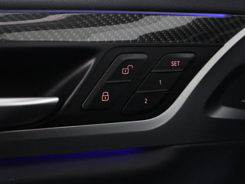BMW X3 M Competition | Panoramadak | Head-Up | 360 Camera | Adaptive cruise | Leder | Achterbankverwarming | Carplay | Trekhaak | Sfeerverlichting | Harman/Kardon | Navigatie | Keyless | M Sportstoelen | 21'' velgen | Adaptief LED