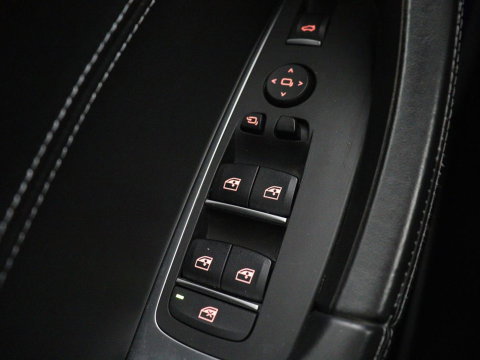 BMW X3 M Competition | Panoramadak | Head-Up | 360 Camera | Adaptive cruise | Leder | Achterbankverwarming | Carplay | Trekhaak | Sfeerverlichting | Harman/Kardon | Navigatie | Keyless | M Sportstoelen | 21'' velgen | Adaptief LED