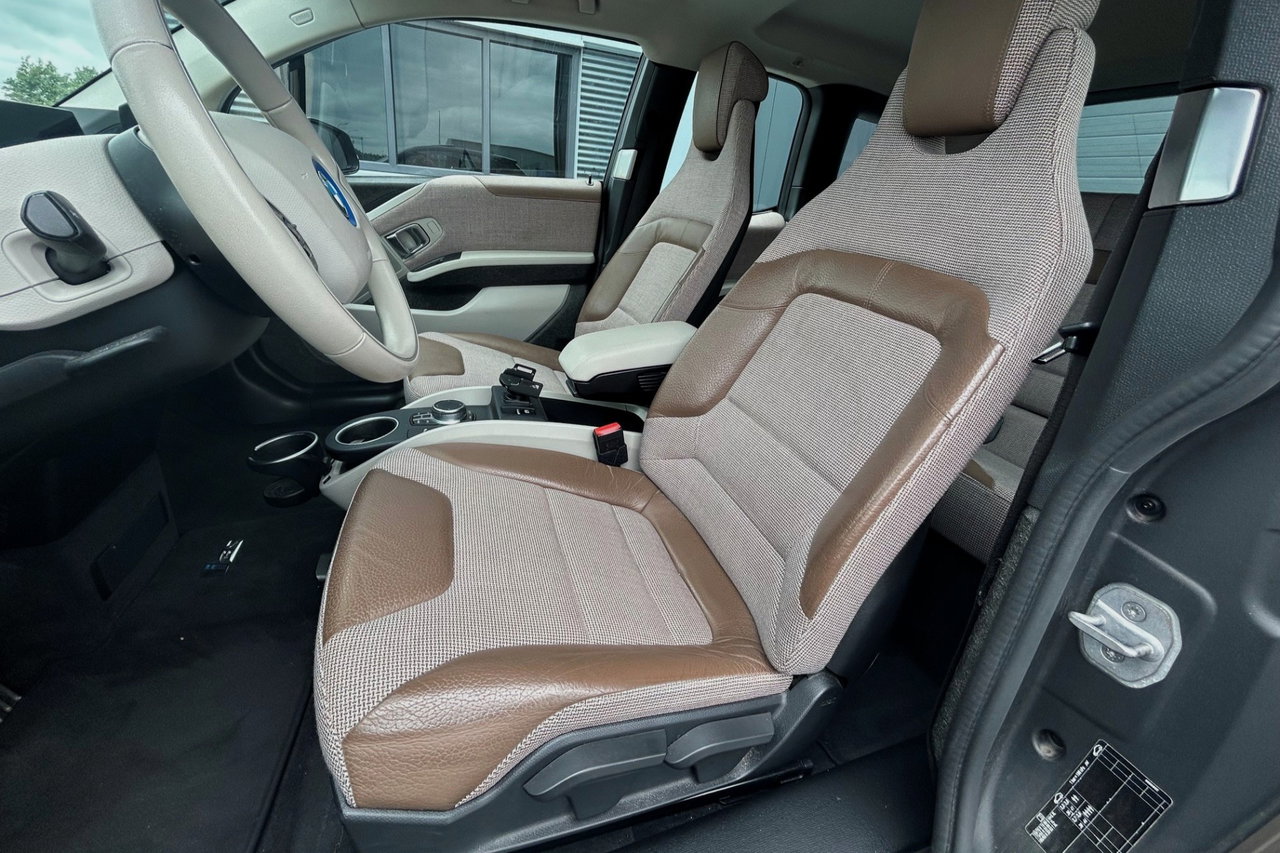 BMW i3