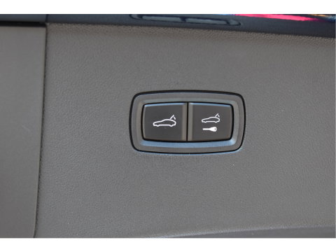 Porsche Cayenne Coupé 3.0 E-Hybrid Spor Chrono 470 pk | NL-Auto | Keyless | Luchtvering | HUD | 360 gr. camera | Softclose | Pano | Nieuwstaat