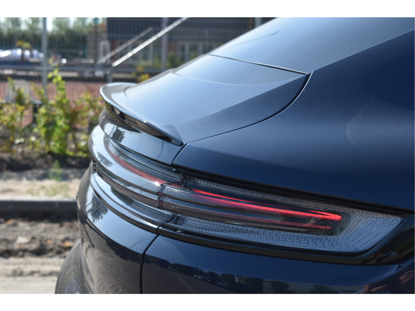 Porsche Cayenne Coupé 3.0 E-Hybrid Spor Chrono 470 pk | NL-Auto | Keyless | Luchtvering | HUD | 360 gr. camera | Softclose | Pano | Nieuwstaat