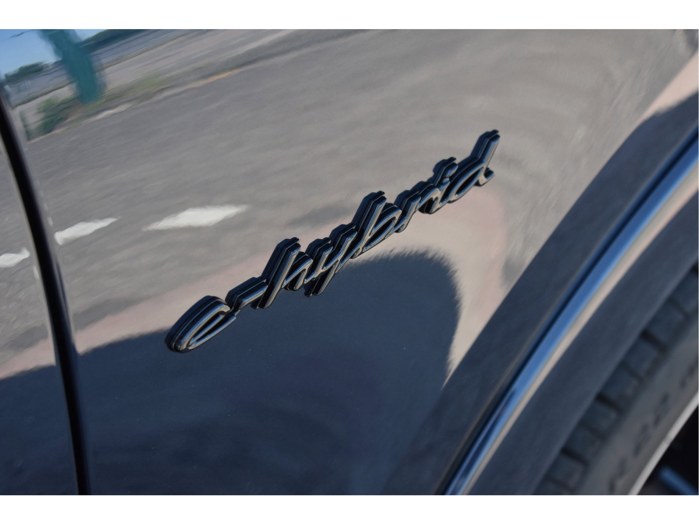 Porsche Cayenne Coupé 3.0 E-Hybrid Spor Chrono 470 pk | NL-Auto | Keyless | Luchtvering | HUD | 360 gr. camera | Softclose | Pano | Nieuwstaat