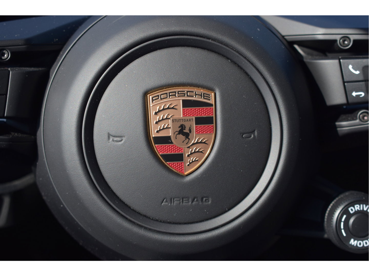Porsche Cayenne Coupé 3.0 E-Hybrid Spor Chrono 470 pk | NL-Auto | Keyless | Luchtvering | HUD | 360 gr. camera | Softclose | Pano | Nieuwstaat