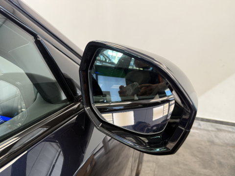 BMW i5 eDrive40 84 kWh Head-Up ACC PDC Trekhaak M-Sport Leder 24 Maanden garantie* (Vraag naar de voorwaarden)