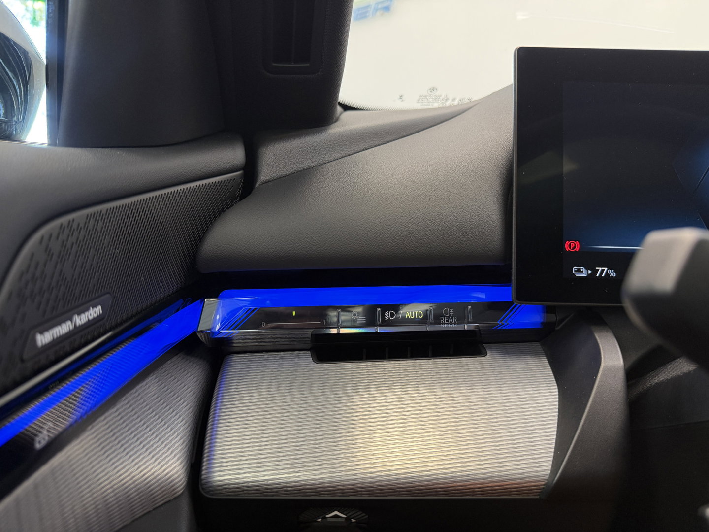 BMW i5 eDrive40 84 kWh Head-Up ACC PDC Trekhaak M-Sport Leder 24 Maanden garantie* (Vraag naar de voorwaarden)