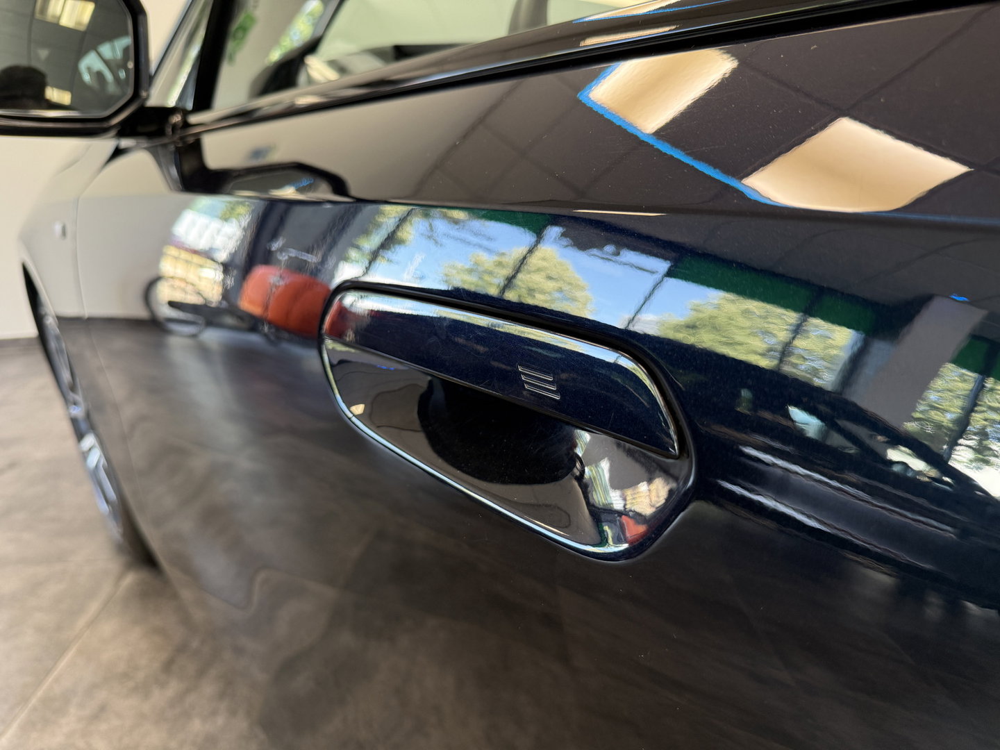 BMW i5 eDrive40 84 kWh Head-Up ACC PDC Trekhaak M-Sport Leder 24 Maanden garantie* (Vraag naar de voorwaarden)
