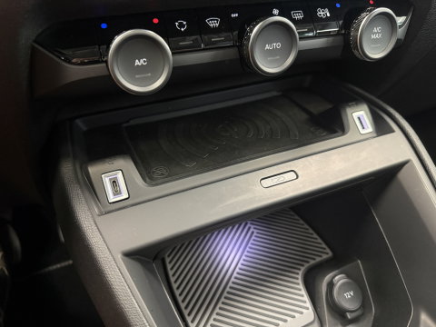 Citroën ë-C4 Max 156pk Extended range 54 kWh ACC PDC Blindspot Carplay 24 Maanden garantie* (Vraag naar de voorwaarden)