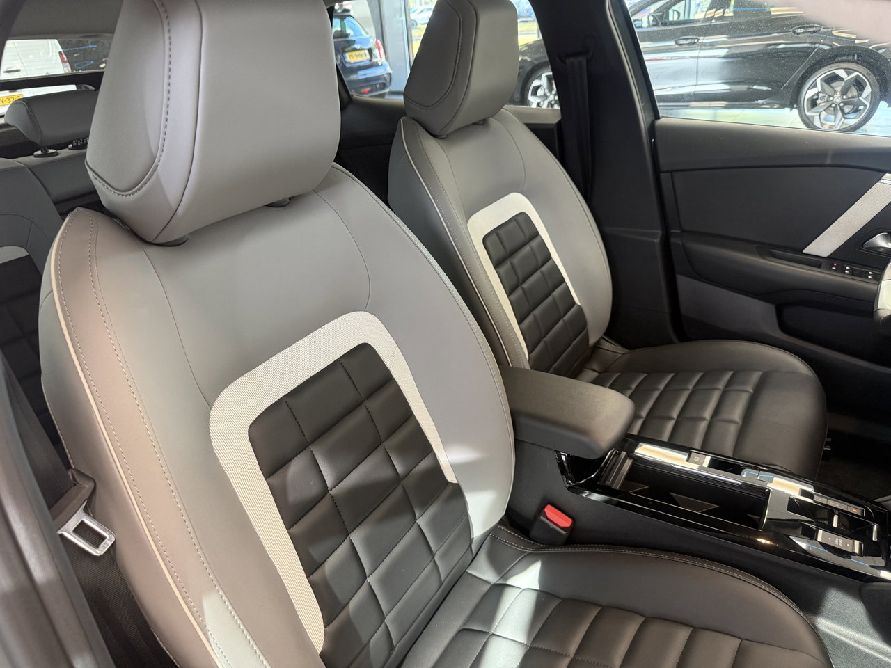 Citroën ë-C4