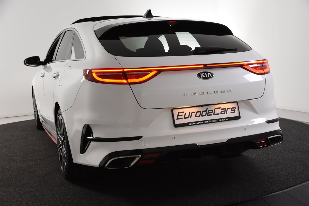 Kia ProCeed