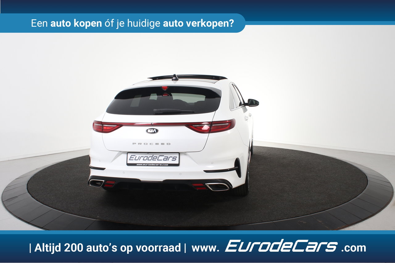 Kia ProCeed