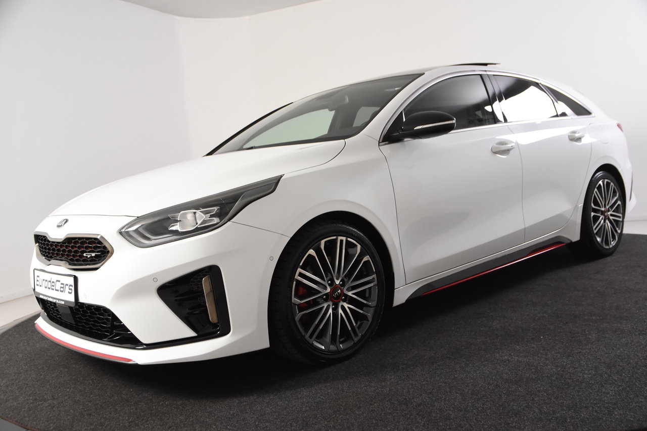 Kia ProCeed