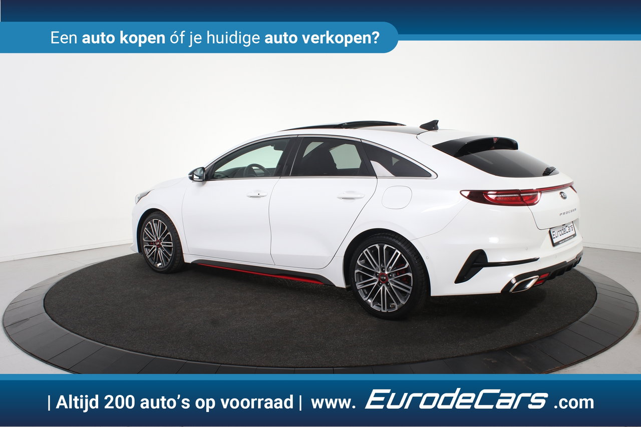 Kia ProCeed