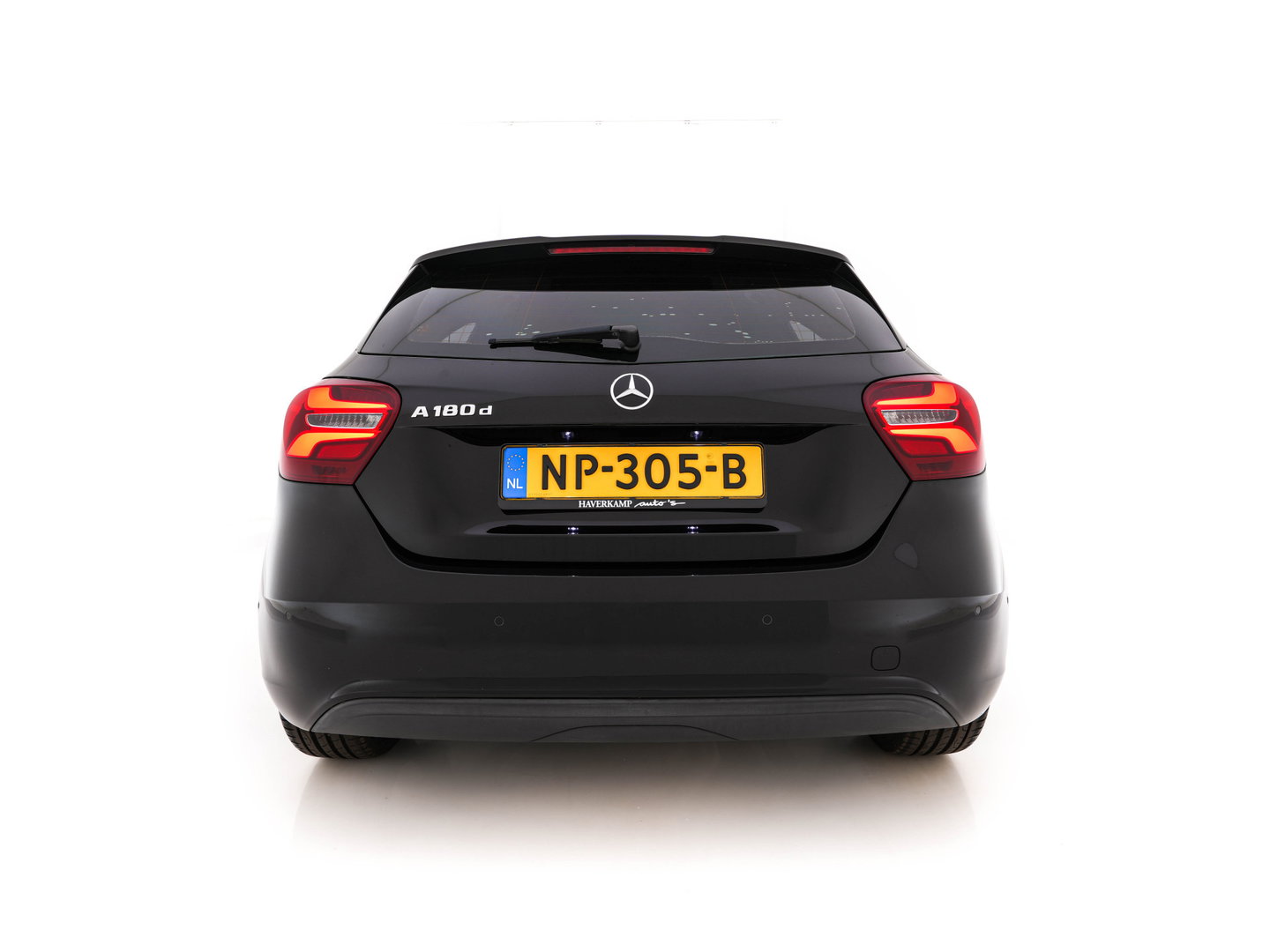 Mercedes-Benz A-Klasse 180 d Business Solution *LEATHER-FABRIC | FULL-LED | NAVI-FULLMAP | CAMERA | HEATED-SPORTSEATS | PRIVACY-GLASS | ECC | PDC | CRUISE | 17''ALU*