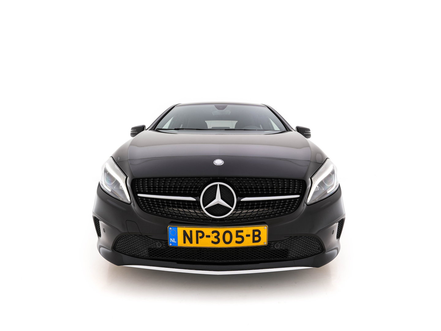 Mercedes-Benz A-Klasse 180 d Business Solution *LEATHER-FABRIC | FULL-LED | NAVI-FULLMAP | CAMERA | HEATED-SPORTSEATS | PRIVACY-GLASS | ECC | PDC | CRUISE | 17''ALU*