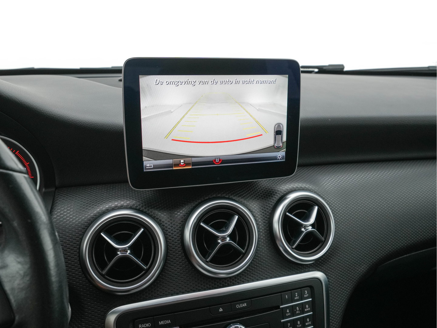 Mercedes-Benz A-Klasse 180 d Business Solution *LEATHER-FABRIC | FULL-LED | NAVI-FULLMAP | CAMERA | HEATED-SPORTSEATS | PRIVACY-GLASS | ECC | PDC | CRUISE | 17''ALU*
