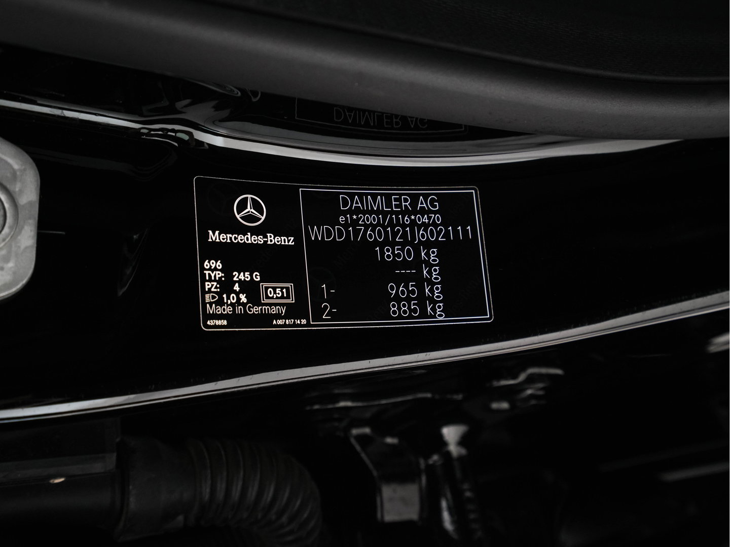Mercedes-Benz A-Klasse 180 d Business Solution *LEATHER-FABRIC | FULL-LED | NAVI-FULLMAP | CAMERA | HEATED-SPORTSEATS | PRIVACY-GLASS | ECC | PDC | CRUISE | 17''ALU*