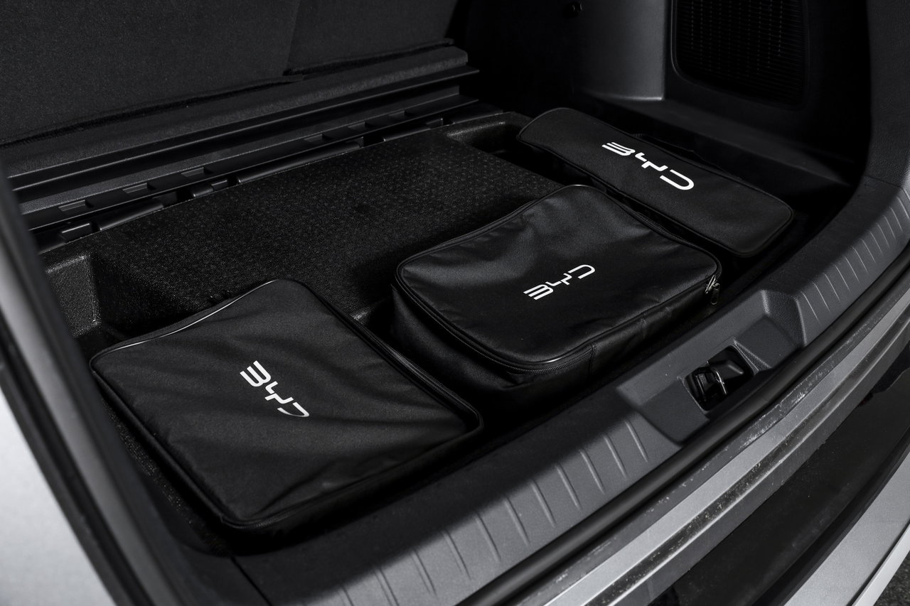 BYD SEAL U