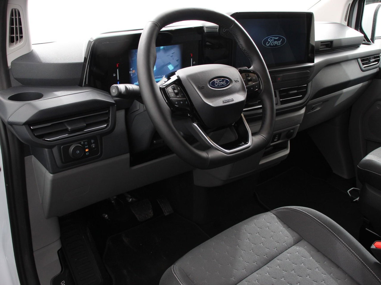 Ford E-Transit Custom