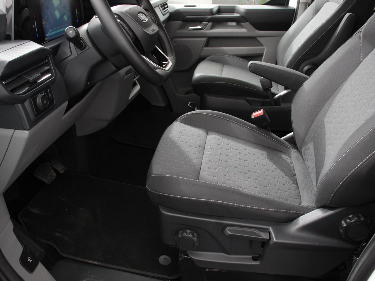 Ford E-Transit Custom