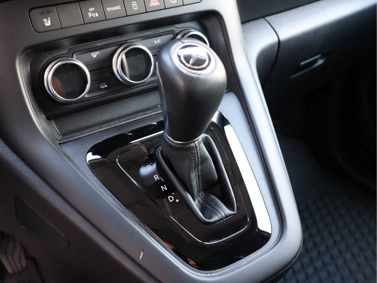 Mercedes-Benz eCitan 112 51 kWh SoH 98,7% Pro - AC+DC Snelladen - NIEUW MODEL - Groot Navi