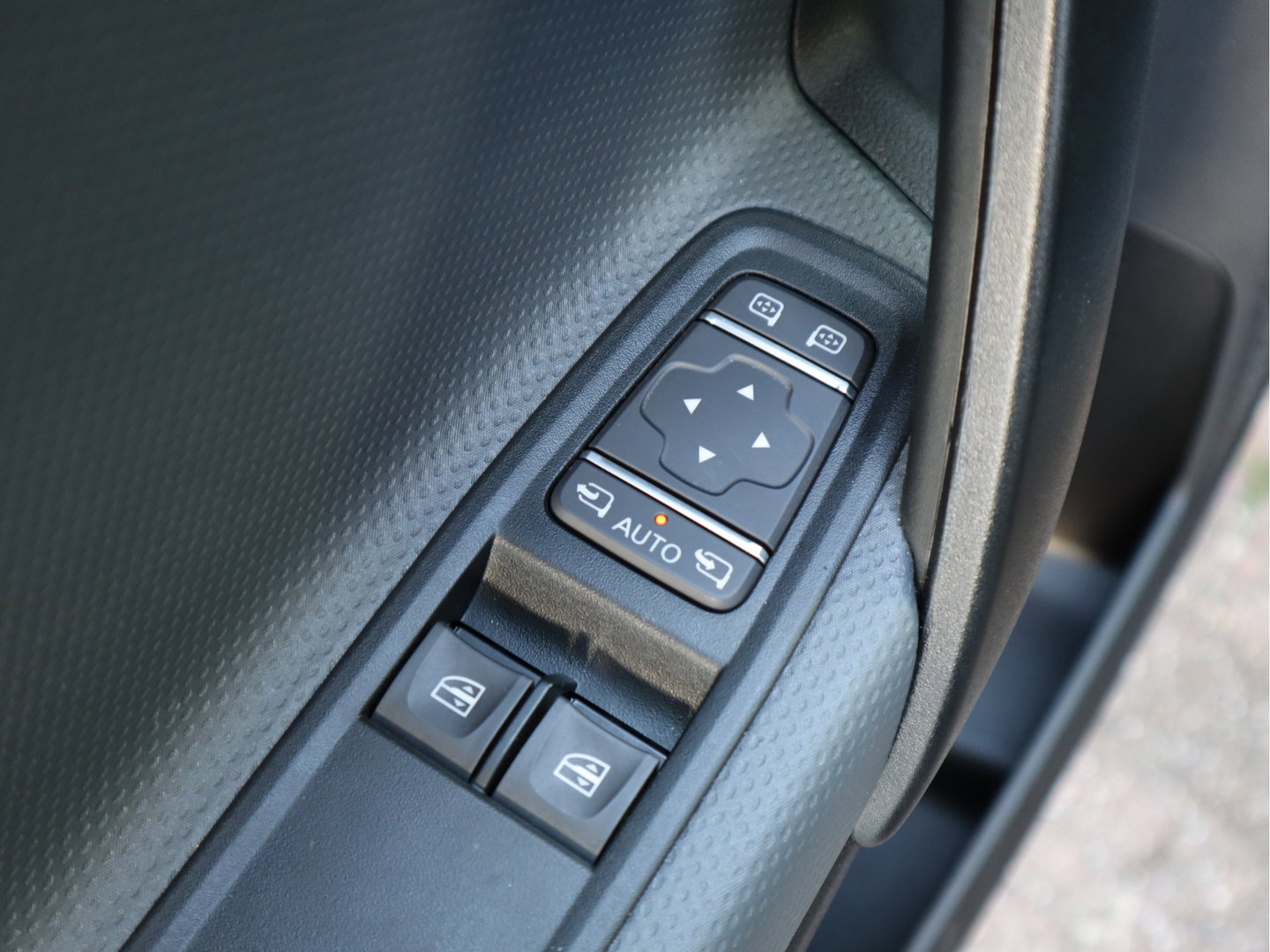 Mercedes-Benz eCitan 112 51 kWh SoH 98,7% Pro - AC+DC Snelladen - NIEUW MODEL - Groot Navi