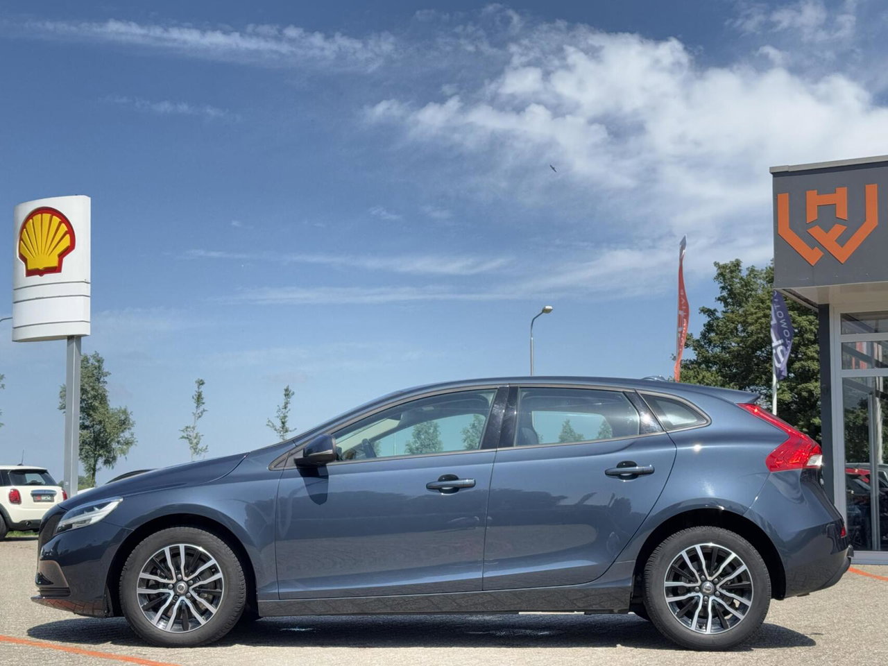 Volvo V40