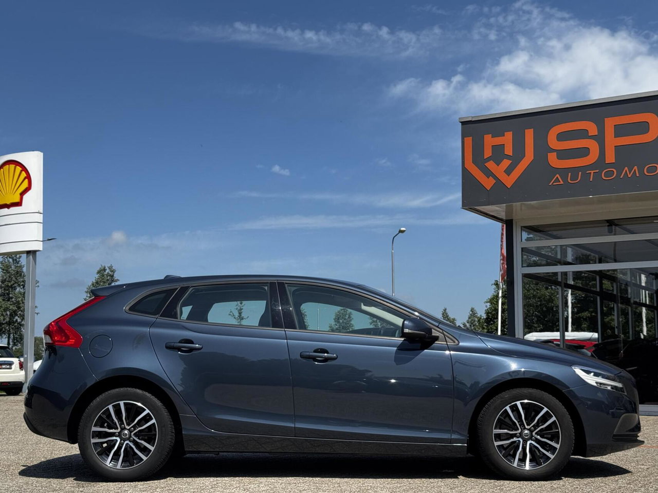 Volvo V40