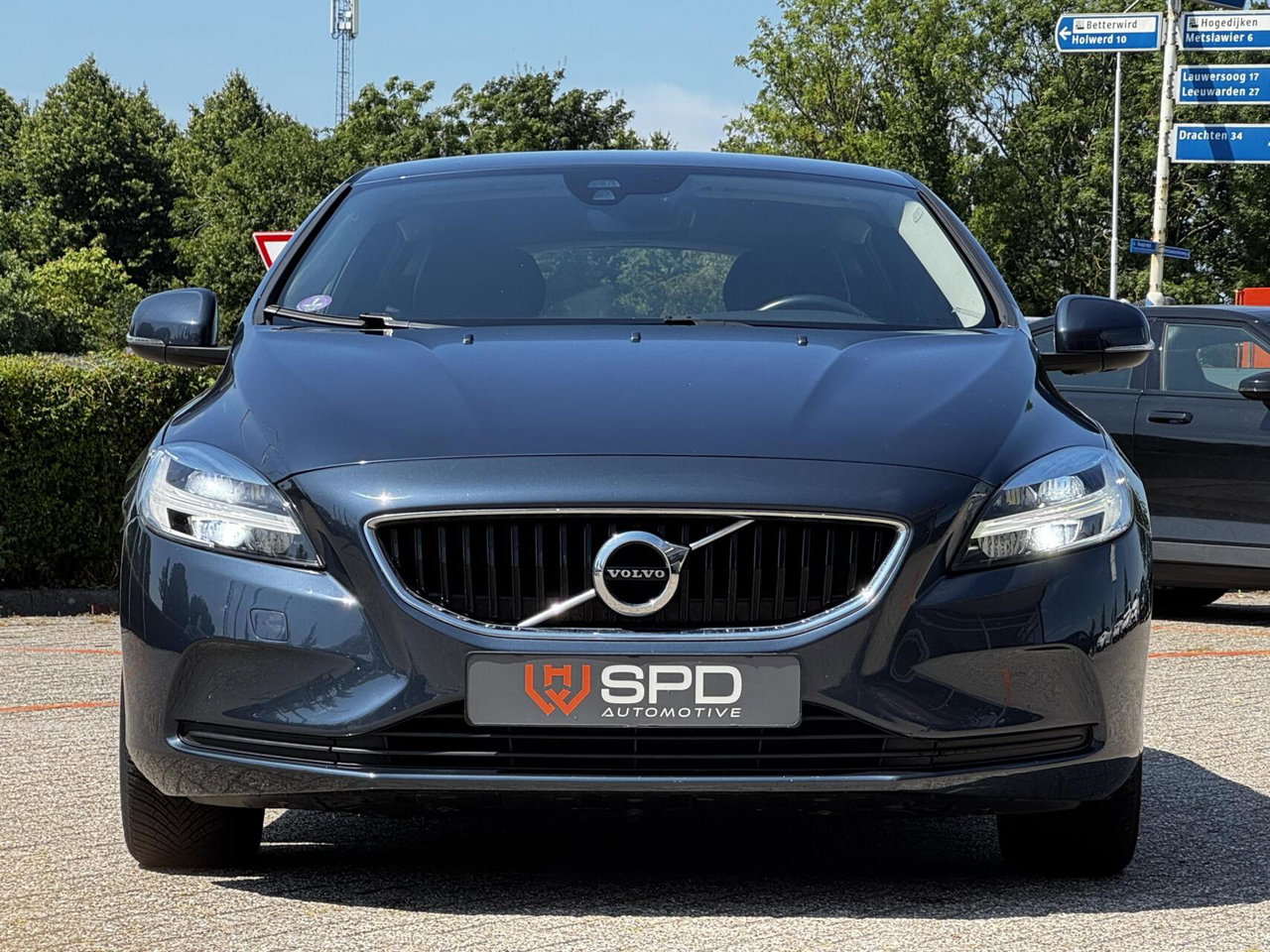Volvo V40