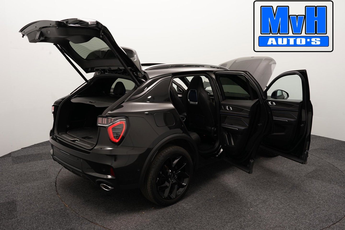 Lynk & Co 01 1.5 PHEV|FULL BL XL|LEER/ALCANT|ZW.HEMEL|SOH96%