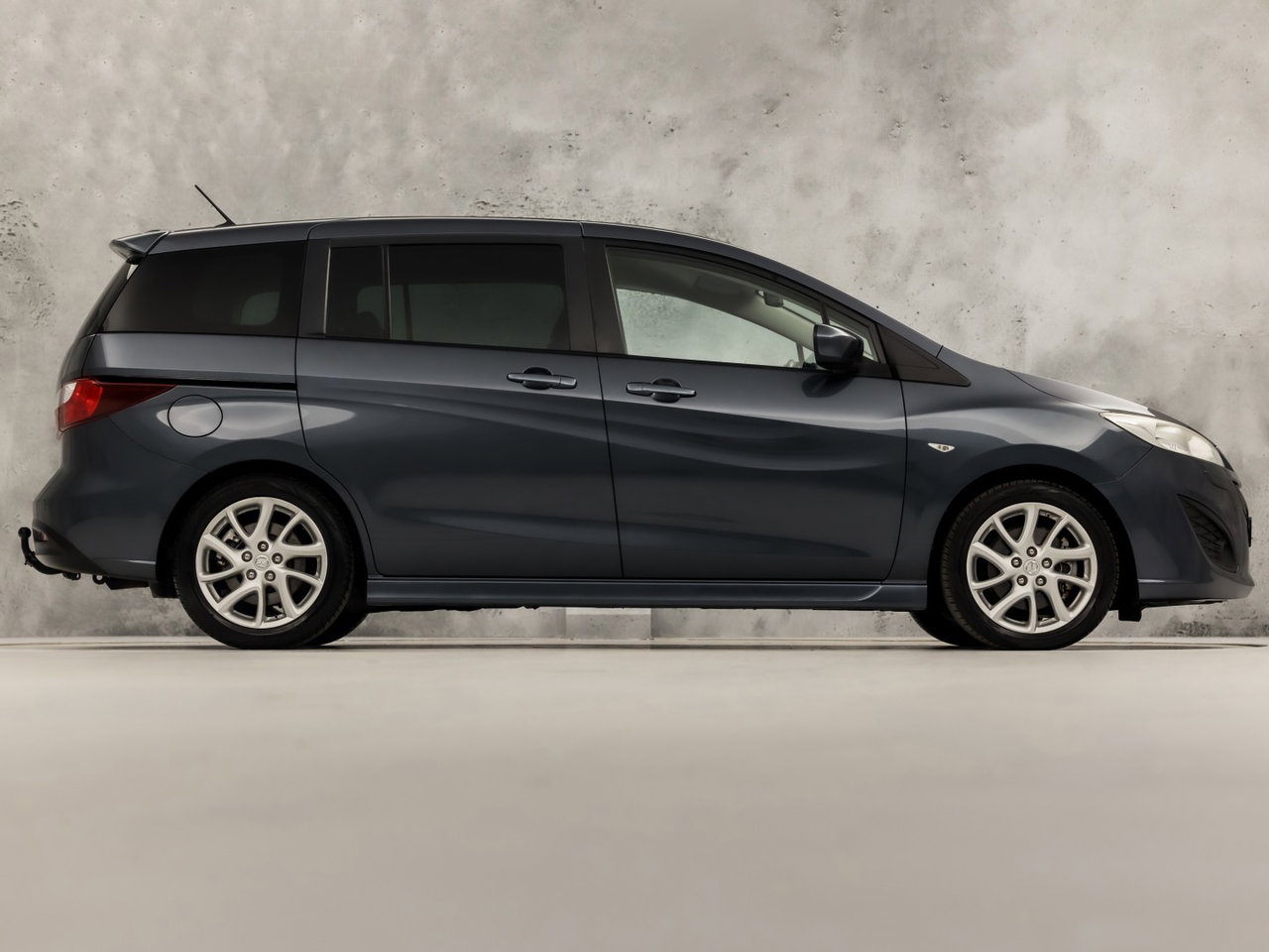 Mazda 5