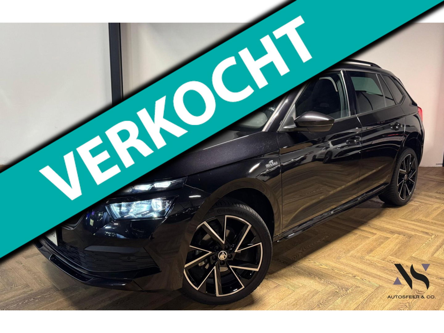 Škoda Kamiq 1.5 TSI ACT Sport Business PANO KEYLESS