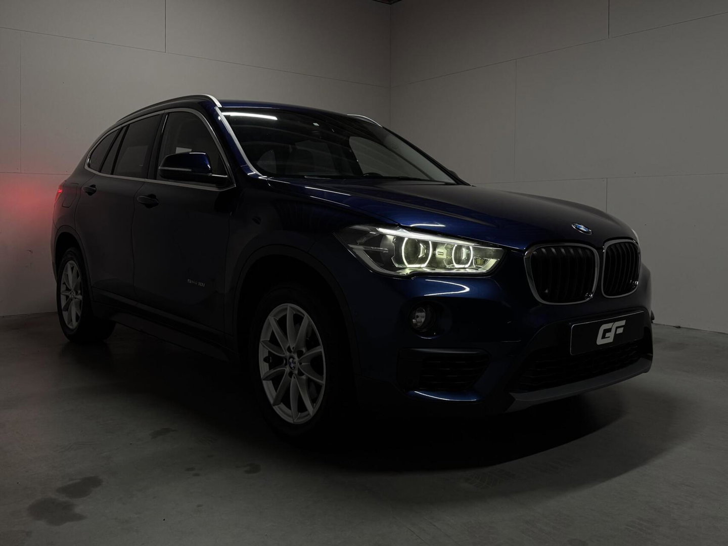 BMW X1 sDrive18i High Executive Leer Navi Cruise Trekh. NAP