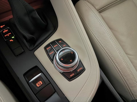 BMW X1 sDrive18i High Executive Leer Navi Cruise Trekh. NAP