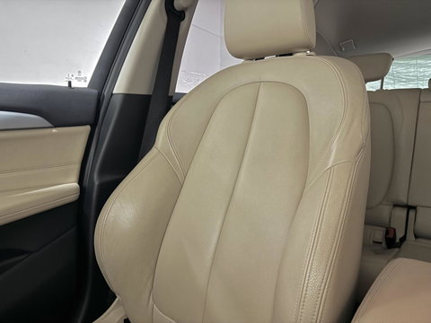 BMW X1 sDrive18i High Executive Leer Navi Cruise Trekh. NAP