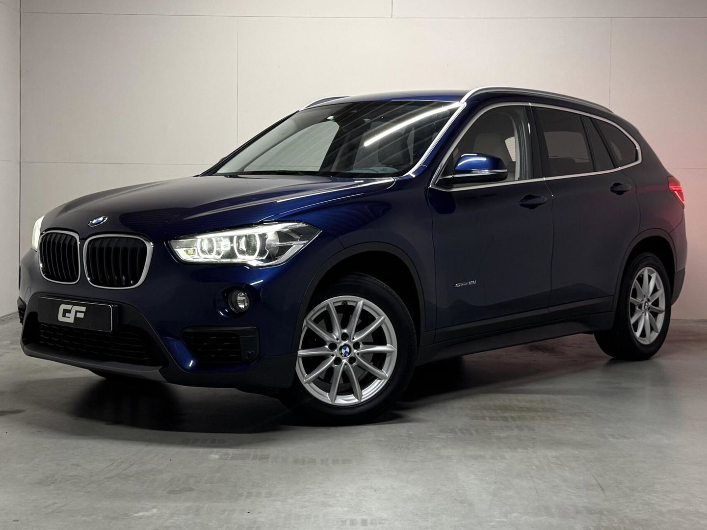 BMW X1 sDrive18i High Executive Leer Navi Cruise Trekh. NAP